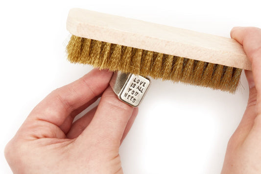 Messingbürste zur Schmuckreinigung handgefertigt {{Product vendor}}