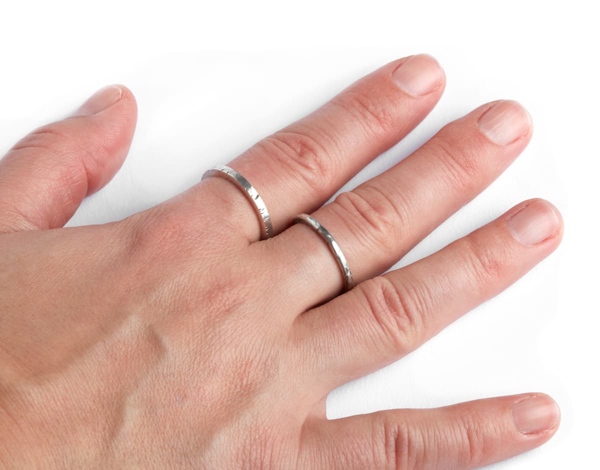Stapelringe "le Double" filigrane Ringe aus Silber Schmaal Workshop