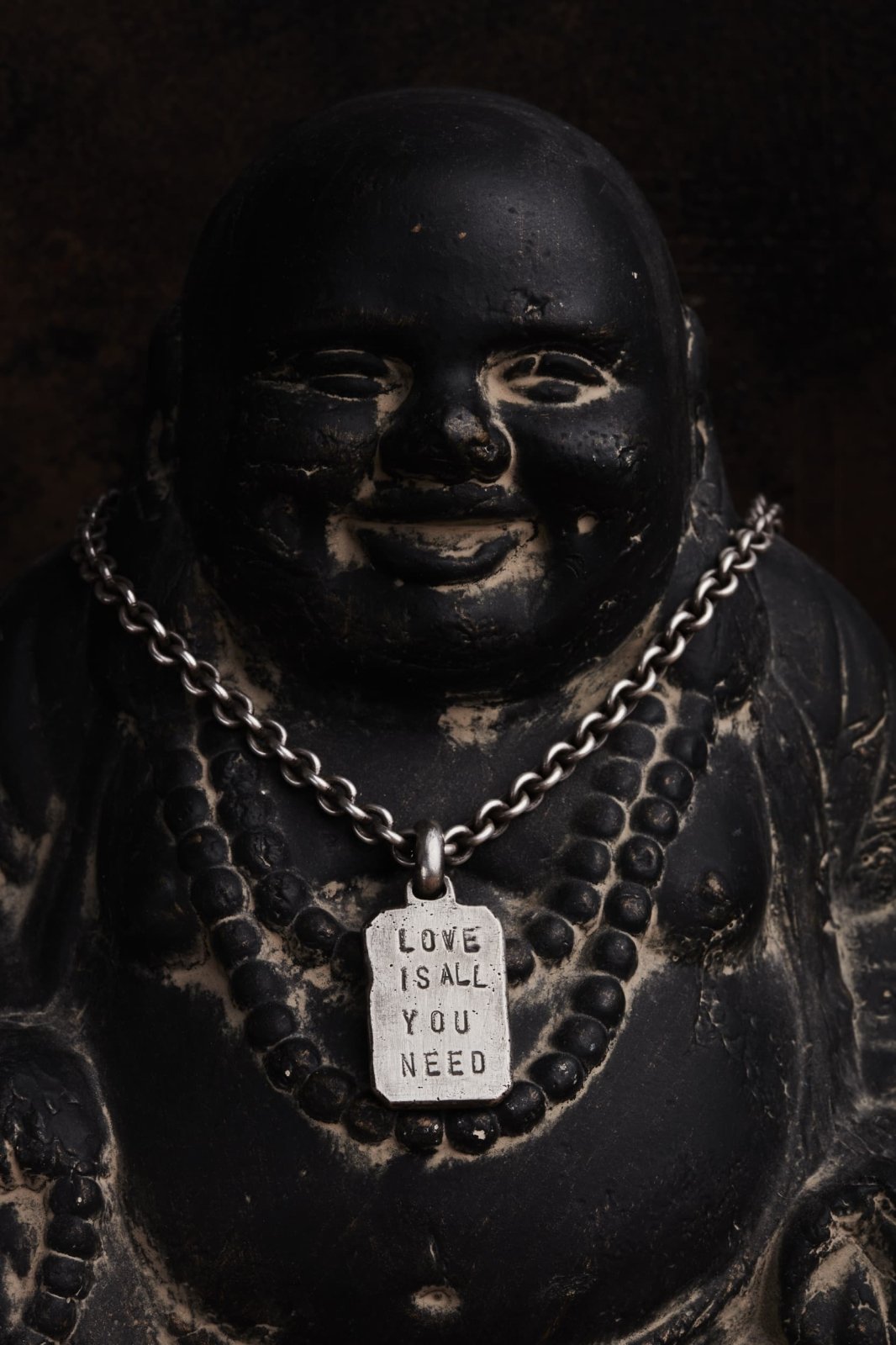Anhänger für Kette aus Sterling Silber, Love is all you need, Massiver Anhänger für Halskette