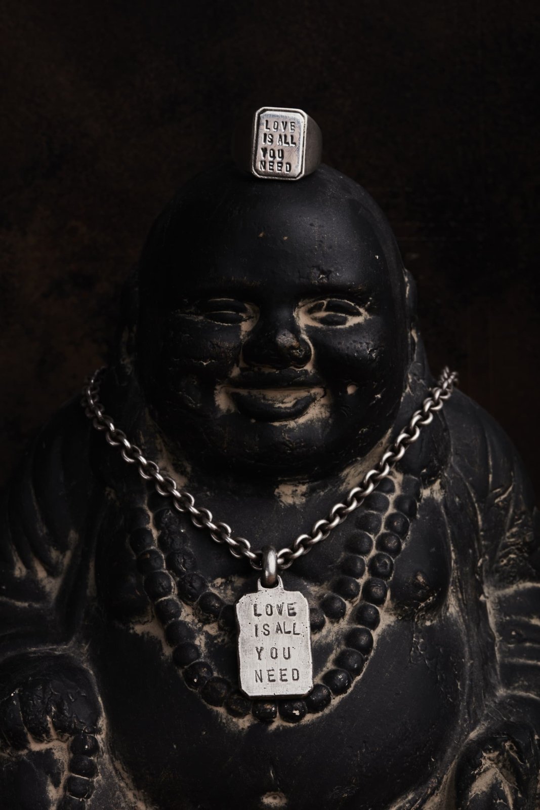 Anhänger "Love is all you need" Sterling Silber handgefertigt{{Product vendor}}