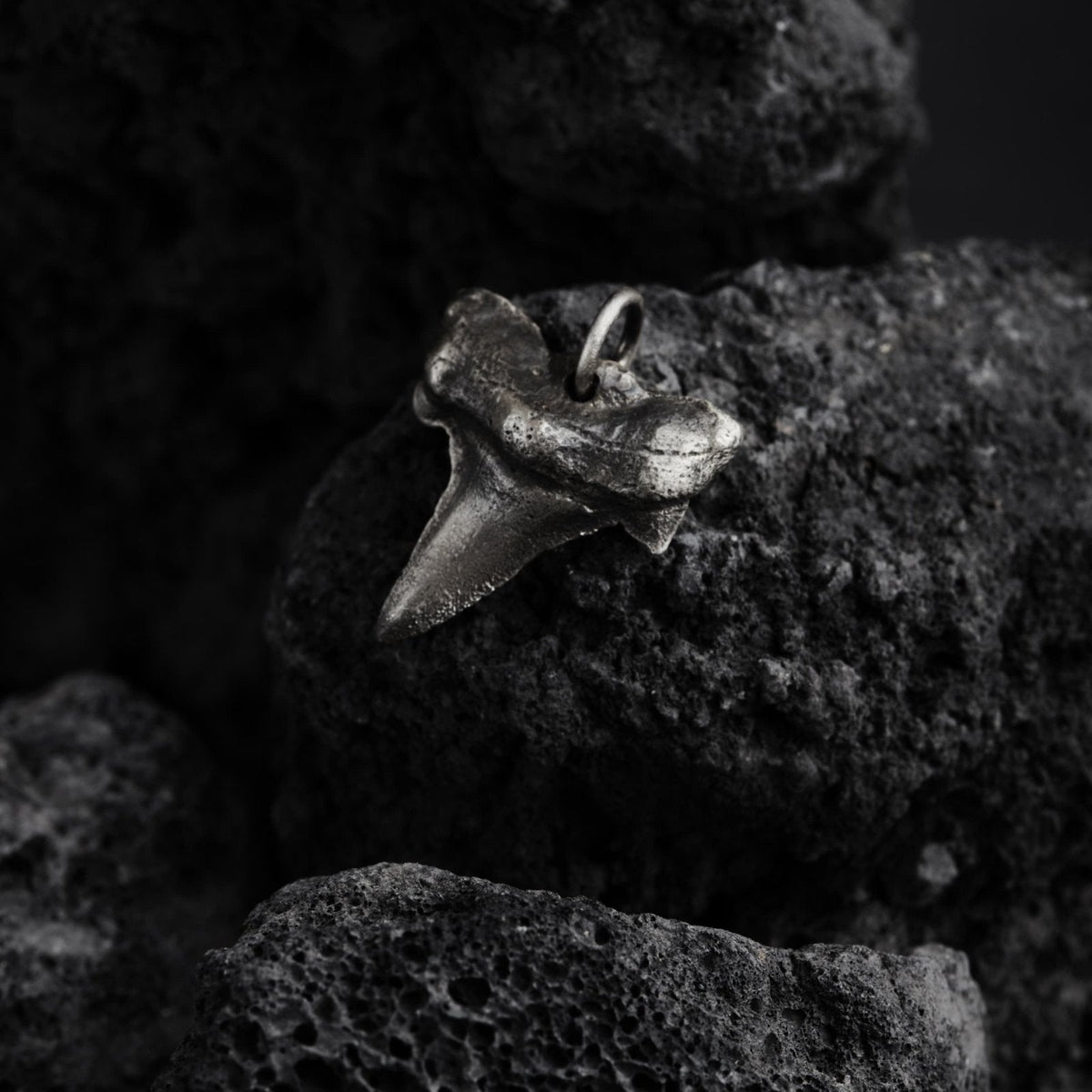 Halskette "Haizahn" Sterling Silber handgefertigt