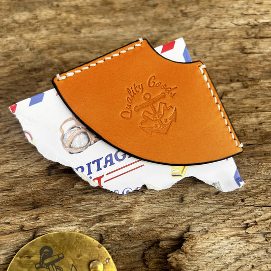 Lesezeichen aus Blankleder in Saddle Tan von Ankerwerk